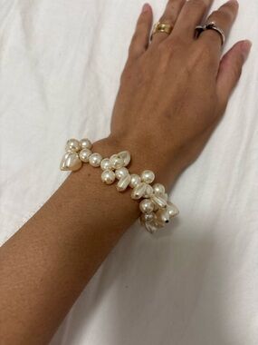Pearl Cluster Stretch Bracelet - Cream Pearl Fashion Jewelry